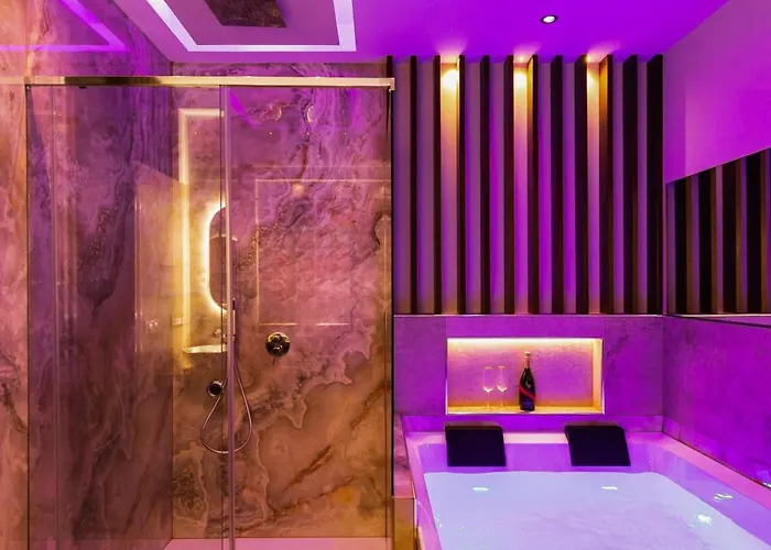 Albadea Deco&jacuzzi Гостевой дом Рим